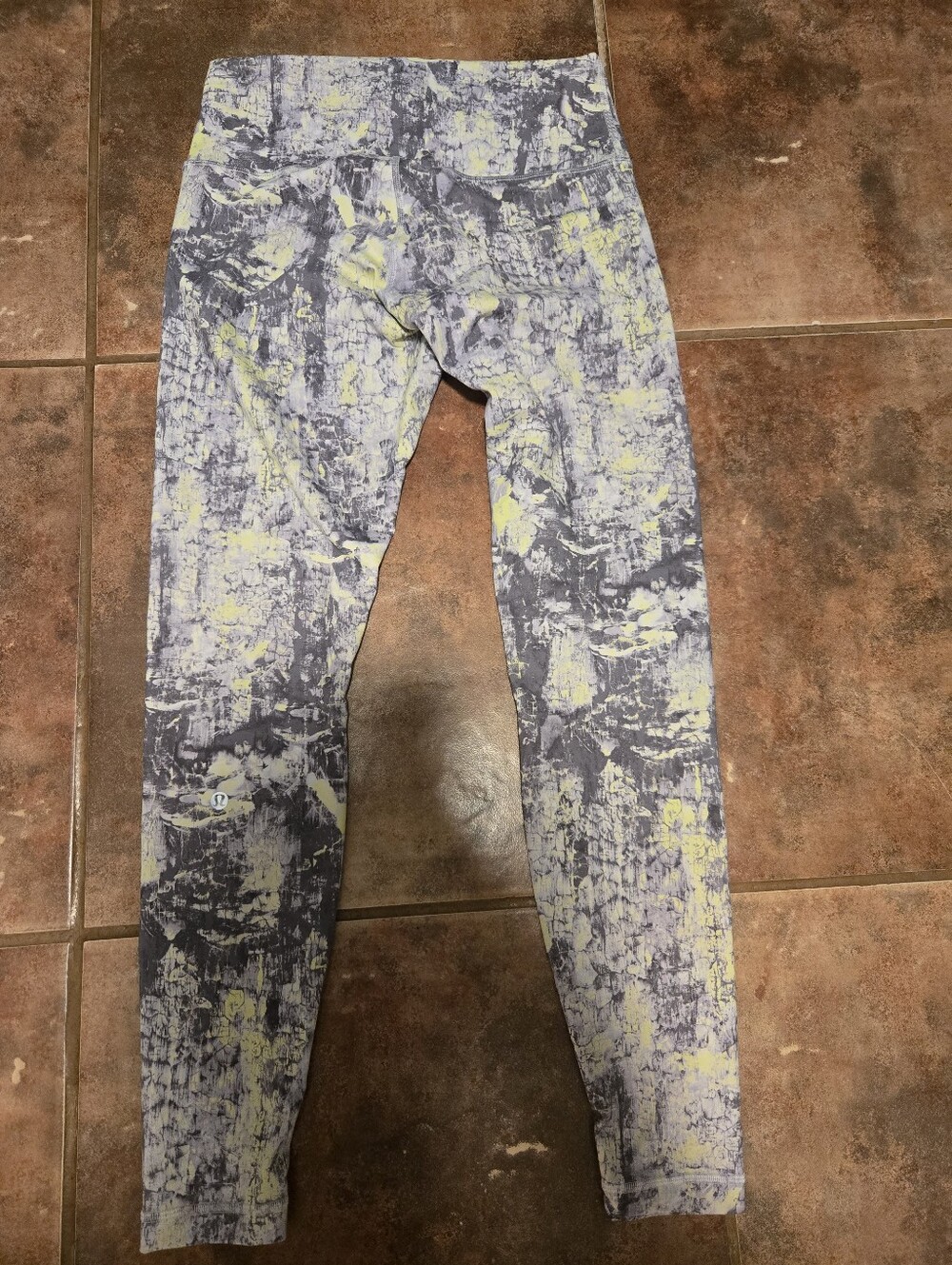 Women's Patterned Lululemon Leggings - Gray & Yellow